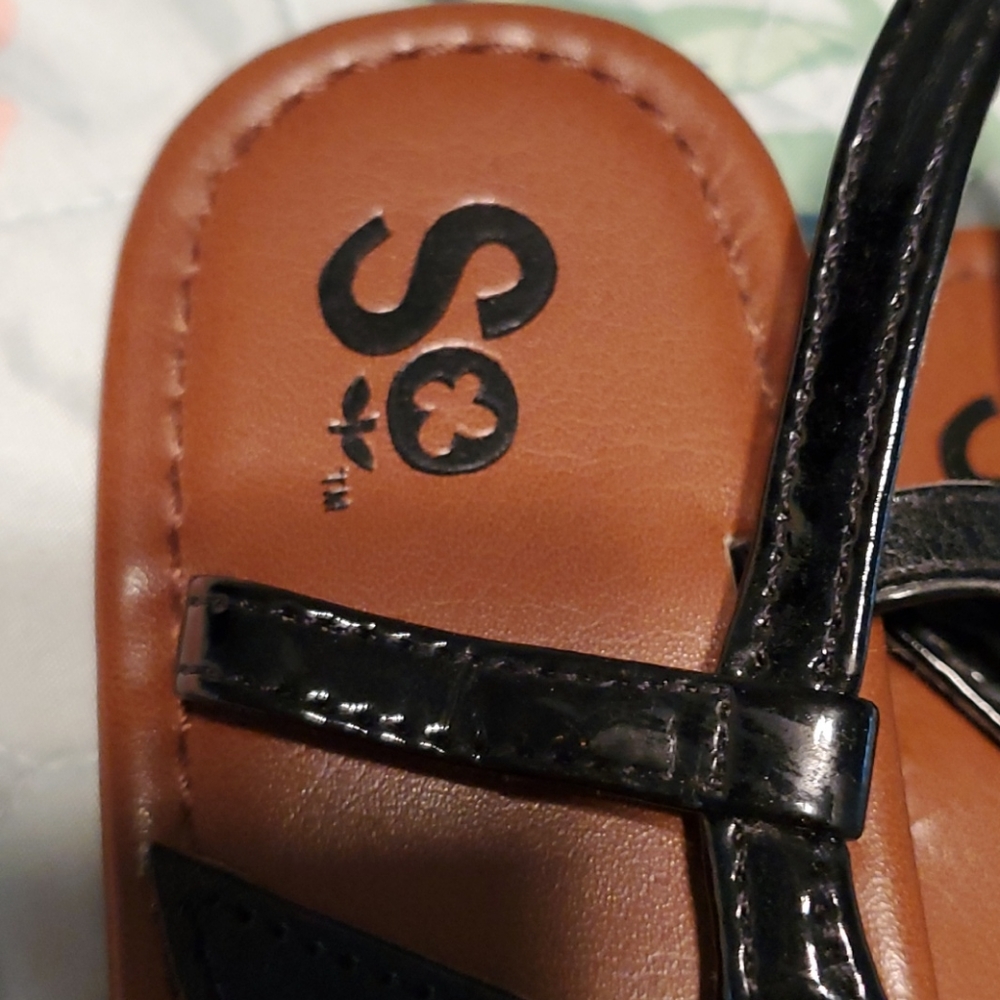 Sandals - Picture 4 of 13
